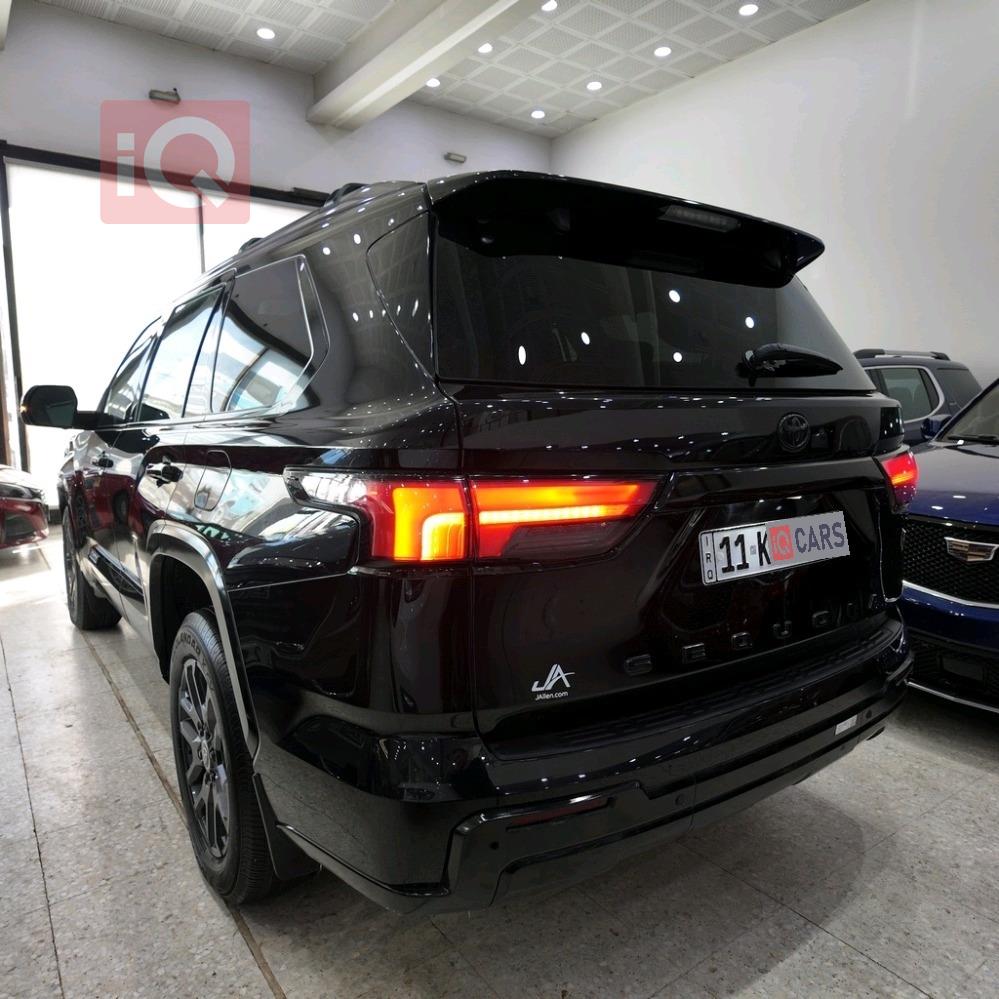 تويوتا سيكويا